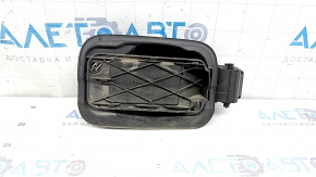 Carcasa clapetei de alimentare cu combustibil a modelului Audi A4 B9 17-25 are un suport defect