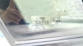 Форточка глухое стекло задняя левая Audi Q3 83A 21-25 черный глянец, тонировка