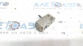 Supapă încălzire Audi A4 B9 17-25 2.0T R1234YF