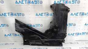 Защита днища задняя правая Audi A4 B9 17-25 надломы, примята