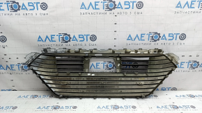Grilă radiator Hyundai Ioniq 17-19 HEV neagră mată + cromată, fără emblemă, sub radar, mulaje cromate crăpate
