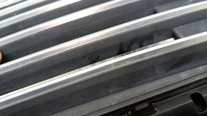 Grilă radiator Hyundai Ioniq 17-19 HEV neagră mată + cromată, fără emblemă, sub radar, mulaje cromate crăpate