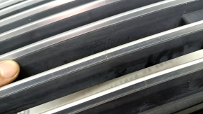 Grilă radiator Hyundai Ioniq 17-19 HEV neagră mată + cromată, fără emblemă, sub radar, mulaje cromate crăpate