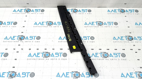 Ornament ușă laterală stânga față Audi Q3 83A 19-25 negru lucios, zgârieturi