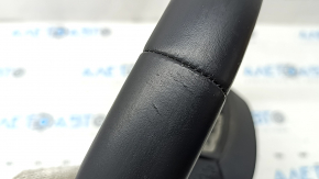 Volan Audi Q3 83A 19-25, piele neagră, cu încălzire și unitate de control, fără butoane, padele și ornamentele laterale, zgârieturi