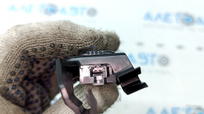 Lampă scaun pasager Audi Q3 83A 19-25 cu suport
