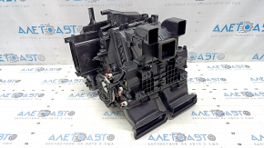 Carcasa încălzitorului este un aparat de aer condiționat simplu, construit în SUA, Nissan Rogue 21-21, fără radiatoare și actuatoare
