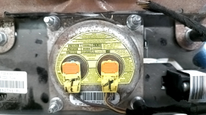 Airbag pasager în bordul unui Ford Focus mk3 15-18 restilizat, conector lateral defect