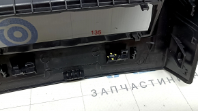 Накладка центральной консоли задняя BMW X5 F15 14-18 черная, сломаны крепления