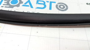 Garnitura de etanșare a ușii stânga față a BMW X5 F15 14-18 este tăiată