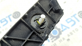 Suportul barei spate, stânga exterioară, Tesla Model Y 20-25, zăvorul este rupt