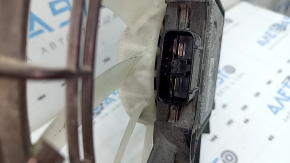Диффузор кожух радиатора в сборе Toyota Prius 50 Prime 17-22 слизаны грани