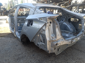 Четверть крыло задняя левая Toyota Prius 50 16-18 без BSM серебро, на кузове, тычки