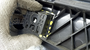 Bara spate nefinisată, parte superioară, Audi Q3 83A 19-24, pentru senzori de parcare fără sistem de asistență la parcare, S-Line, albă, zgârieturi, lovituri, elemente de fixare presate, rupte