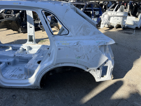 Четверть крыло задняя левая Audi Q3 83A 19-25 на кузове, белая, вмятинка, тычка