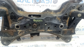 Подрамник передний Toyota Prius 50 16-22 с правым рычагом, ржавый, провернута закладная