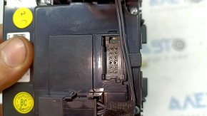 BMW 3 G20 19-23 climatizare cu scaune încălzite și guri de ventilație, zgârieturi pe monitor