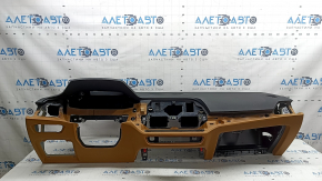 Торпедо передняя панель с AIRBAG BMW 3 G20 19-21 черная с коричневым COGNAC под проекцию, с решеткой динамика