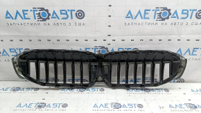 Grilă radiator BMW 3 G20 19-22 cromată sub cameră, crom crăpat, suport rupt, ciobiri, zgârieturi