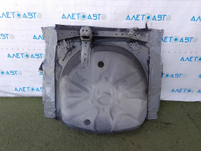Корыто багажника Toyota Prius V 12-17 высверлено
