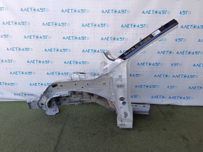 Sfert stânga față al unui Toyota Rav4 19-25, construit în Japonia, tăiat cu acul, non-standard, alb