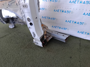 Sfert stânga față al unui Toyota Rav4 19-25, construit în Japonia, tăiat cu acul, non-standard, alb