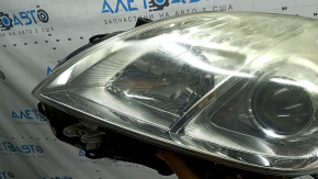 Фара передняя левая Toyota Prius 30 12-15 рест, галоген, царапины, под полировку