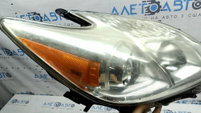 Far dreapta față Toyota Prius 30 12-15 rest, halogen, necesită lustruire, zgârieturi, crăpături sub geam