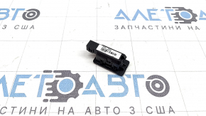 Плафон освещения багажника правый Volvo XC90 16-23
