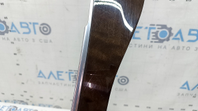 Молдинг обшивки двери карточки задней правой Volvo XC90 16-20 под дерево береза, с подсветкой, царапины