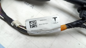 Cablajul ușii spate stânga la Tesla Model Y 20-25