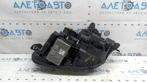Фара передняя правая в сборе Volvo XC90 16-17 LED, под полировку, царапины