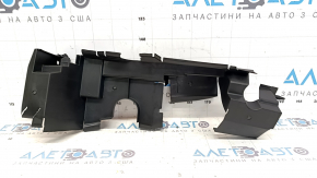 Дефлектор радиатора правый Toyota Rav4 19-21 2.5