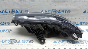 Фара передняя правая в сборе Ford Mustang Mach-E 21-26 LED, сломана напрявляющая и крепление