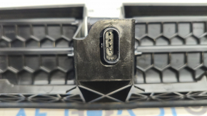 Jaluzele deflectoarelor radiatorului Honda Prologue 24-26