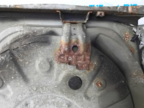 Корыто багажника Toyota Camry v40 07-11 высверлено, коррозия