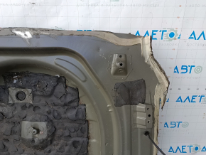 Корыто багажника Toyota Camry v40 07-11 высверлено, коррозия