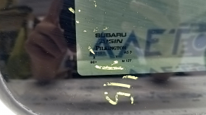 Стекло люка Subaru Legacy 15-19 царапины
