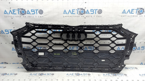 Grilă radiator Audi Q5 80A 21-25 negru lucios, emblemă și ornament cromat, S-Line, ciobiri, găuri care nu sunt din fabrică