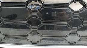 Grilă radiator Audi Q5 80A 21-25 negru lucios, emblemă și ornament cromat, S-Line, ciobiri, găuri care nu sunt din fabrică