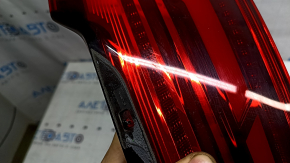 Far stânga Audi Q5 80A 21-25 LED fără animație, uzat