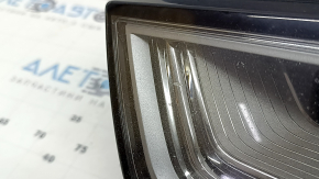 Фара передняя левая в сборе Audi A6 C7 16-18 рест LED, песок, скол, желтит LED