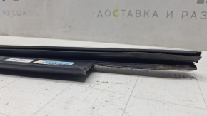 Ornamente ușă-geam central spate dreapta Audi Q3 8U 15-18 cromate, crom parțial decojit