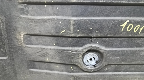 Protecție sub caroserie stânga spate Volvo XC90 16-22 rupe, crăpături, fragment lipsă