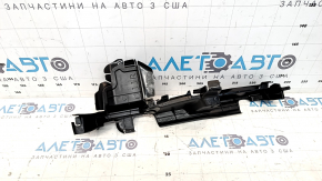 Дефлектор радиатора правый Toyota Camry v70 18-18 2.5 L/LE/XLE
