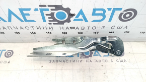 Capota stângă a VW Golf 15- nouă, neoriginală