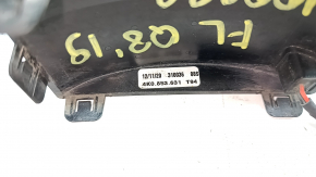 Накладка решетки радиатора grill левая Audi Q8 19-26 под радар, с подогревом, царапины