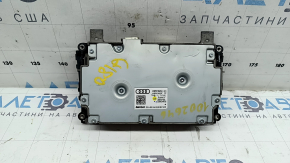 Monitor, afișaj, navigație Audi Q8 21-25 8.6" partea inferioară, zgârieturi, funingine, pentru piese de schimb