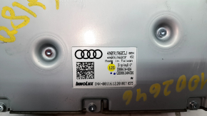 Monitor, afișaj, navigație Audi Q8 21-25 8.6" partea inferioară, zgârieturi, funingine, pentru piese de schimb