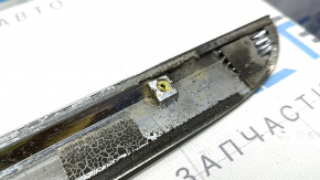 Ornament ușă stânga față inferioară Hyundai Sonata 11-15 cromat, elemente de fixare rupte